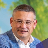 Fou-Khan  Tsang